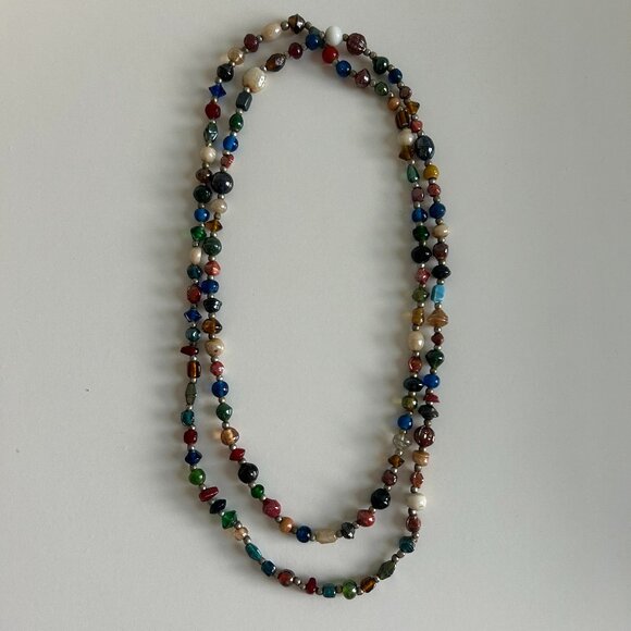 Set of 7 assorted costume jewelry colorful necklaces - Picture 5 of 8